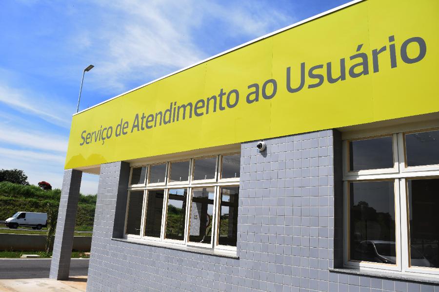 Base do Serviço de Atendimento ao Usuário na margem da rodovia